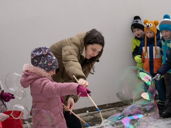 O Stromečku a Křehkosti, 2025